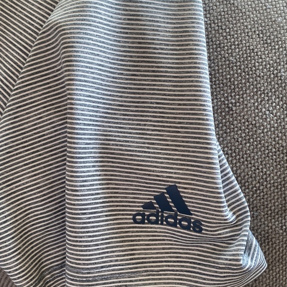 Mens Grey Stripe Adidas Golf Shit- Size L - Picture 3 of 4